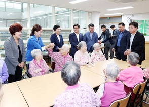 [NSP PHOTO]광명시의회, 관내 복지시설 위문 방문 실시