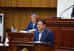 [NSP PHOTO]제236회 경주시의회 제3차 본회의 이동협 의원 시정 질문...불국동농업인상담소 요구