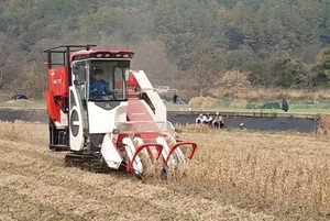 [NSP PHOTO]완주군, 밭작물 수확 기계화 본격 추진…국비 2억 확보