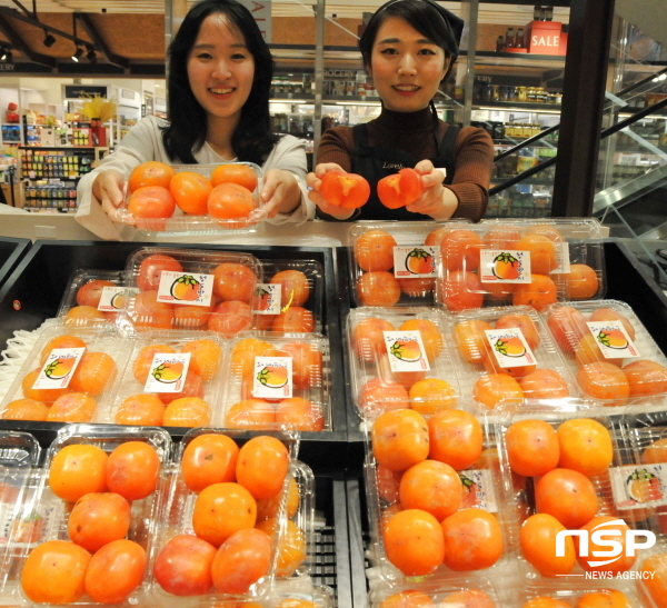 NSP통신-롯데백화점 대구점 식품관에서 판매 개시한 청도반시 (롯데백화점 대구점)