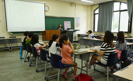 NSP통신-▲아산시가 지원하는 주말 영어방과후학교가 2학기 수업을 개강했다. (아산시)