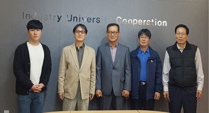 [NSP PHOTO]김기동 군산대 교수, 파유리 재활용 관련 특허기술 이전