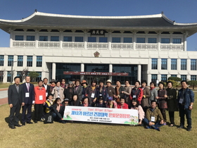 [NSP PHOTO]포항의료원, 어르신 건강대학 은빛 문화탐방 진행