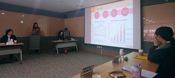 NSP통신-▲홍성군이 충남 저출산 극복 우수 시책 경진대회에서 최우수상을 수상했다. (홍성군)