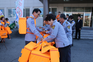 [NSP PHOTO]경주소방서 의용소방대 연합회, 전국안전배낭 릴레이 행사 가져