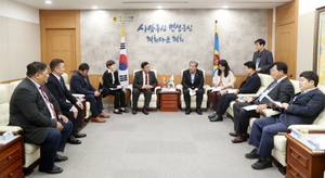 [NSP PHOTO]송한준 경기도의장, 몽골 다르항올도의회와 협력방안 논의