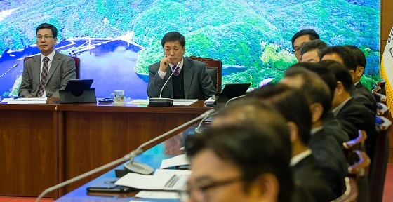 NSP통신-▲청양군이 재난유형별 현장조치 행동매뉴얼 연구용역 중간보고회를 개최했다. (청양군)
