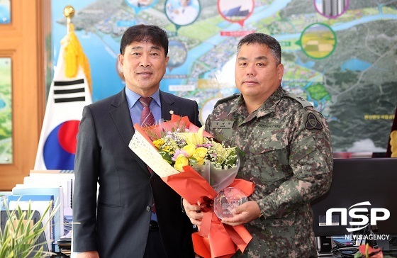 [NSP PHOTO]부안군의회, 지방자치발전 유공자 표창·격려
