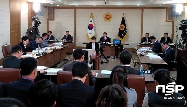 -대구광역시의회 경제환경위원회 대구환경공단에 대한 행정사무감사에서 안전불감증 때문임을 질책하며 철저한 재발방지 대책 마련을 촉구했다. (대구시의회)