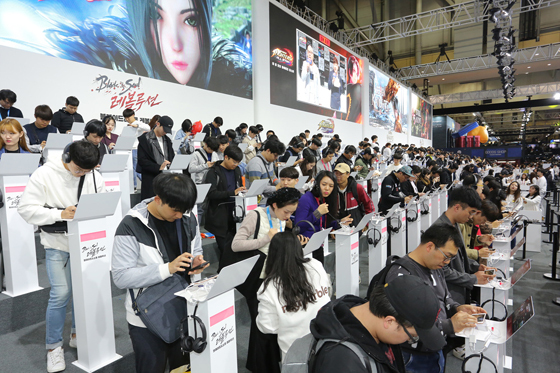 NSP통신-넷마블의 부스.