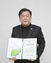 [NSP PHOTO]홍원상 시흥시의원, 친환경 최우수 의원 선정