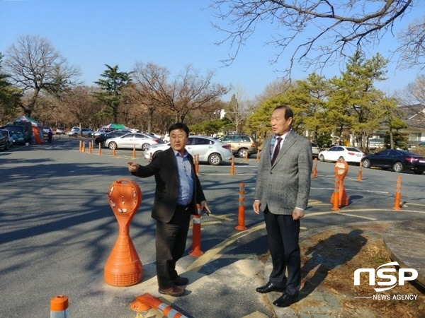 NSP통신-정창근 대구경북병무청장과 정원탁 동원관리과장이 병력동원 집결지에서 진출입로 등을 점검하고 있다. (대구경북지방병무청)