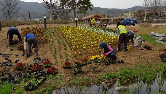 NSP통신-▲예산군이 2019년 상반기 청년일자리 사업과 공공근로사업을 추진한다. (예산군)