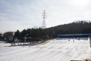 [NSP PHOTO][가볼까] 안산 초지역 3분 거리…도심 속 안산썰매장