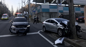 [NSP PHOTO]여수소방, 오천산업단지 도로상 교통사고 인명구조