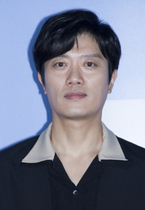 [NSP PHOTO]히치하이크 박희순 처음엔 1억도 안되는 초저예산영화 노개런티 또 형사역할이라 안하려 했다