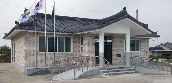 NSP통신-▲예산군이 관내 289개소에 이르는 마을회관 개선에 발 벗고 나섰다. (예산군)