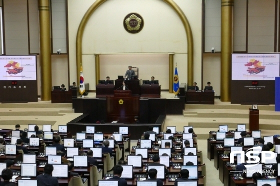 NSP통신-27일 경기도의회 본회의장에서 제334회 임시회 2차 본회의가 개최됐다. (경기도 합동취재단)