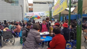 [NSP PHOTO]평택 안중-포승 생활개선회, 사랑의 국수나누기 봉사 가져