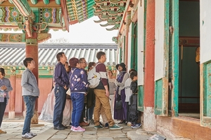 [NSP PHOTO][사진속이야기] 쌍용차 노조, 전주 한옥마을서 가족과 함께 역사기행 행사 가져