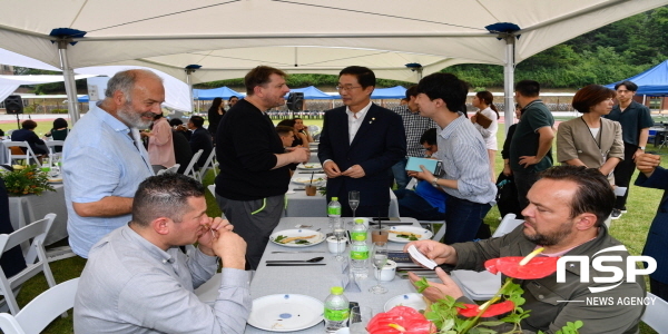 NSP통신-2019 한국사찰음식전이 국내외 유명인사들이 참가한 가운데 6일 열렸다. (경상북도교육청)