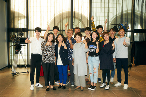 [NSP PHOTO]정직한 후보 첫 촬영라미란김무열나문희윤경호 등 총집합