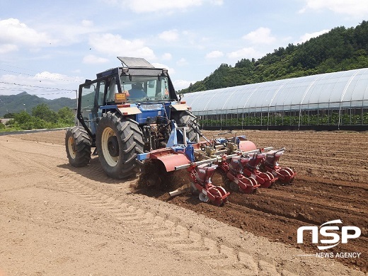 [NSP PHOTO]진안군, 정부 보급종 콩 적기파종 완료