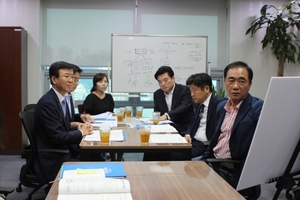[NSP PHOTO]정장선 평택시장·원유철·유의동 국회의원, 해수부장관 만나 지역현안 논의