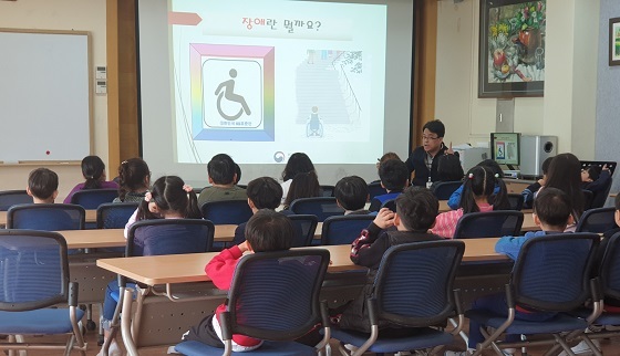 NSP통신-▲예산군이 올해 총 27개소를 대상으로 장애발생 예방교육을 실시한다. (예산군)