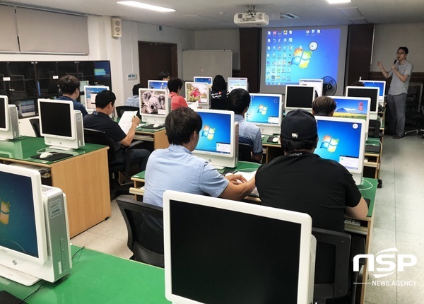 NSP통신-담양군이 11일 농업기술센터 농업인정보화교육장에서 실시한 한우리 시스템 활용교육. (담양군)