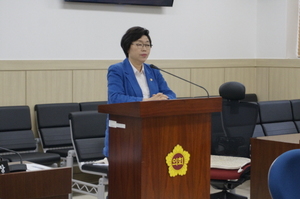 [NSP PHOTO]박옥분 경기도의원, 비인가대안학교 학생 교복 지원 조례안 상임위 가결