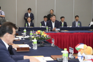 [NSP PHOTO]장경식 경북도의회 의장, 포항지진특별법 제정 위한 강행군