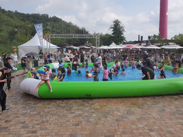 NSP통신-2018년 광명동굴에서 열린 여름축제 모습. (광명시)