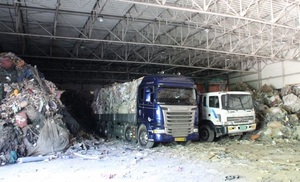 [NSP PHOTO]청도군, 폐업한 공장에 폐기물1만여 톤 버린 일당 4명 검거