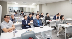 [NSP PHOTO]용인시의회 도시건설위, 롯데몰 수지 개장 교통 현장점검