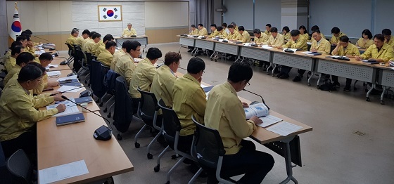 NSP통신-▲아산시가 태풍대비를 위해 부서별 대처상황보고회를 개최했다. (아산시)