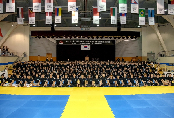 [NSP PHOTO]제5회 그레이시바하코리아 주짓수대회 500여명 참가 성황…홍 관장 성장 감회 새롭다