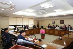 [NSP PHOTO]군포시의회, 교육·복지·도시재생 전문가 초청 간담회 개최