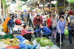 [NSP PHOTO]허석 순천시장, 전통시장 찾아 시민들과 인사 나누어