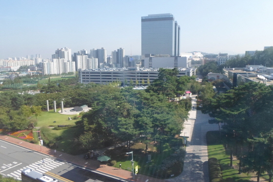 NSP통신-삼성전자가 숲속공장 조성 협약을 체결했다. (경기도)