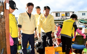 [NSP PHOTO]이철우 경북도지사, 태풍 미탁 피해 현장 긴급 방문