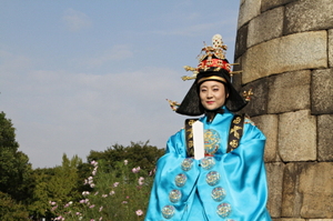 [NSP PHOTO]안혜영 경기도부의장, Again Joseon 시민과 함께 거닐다 모델 나서