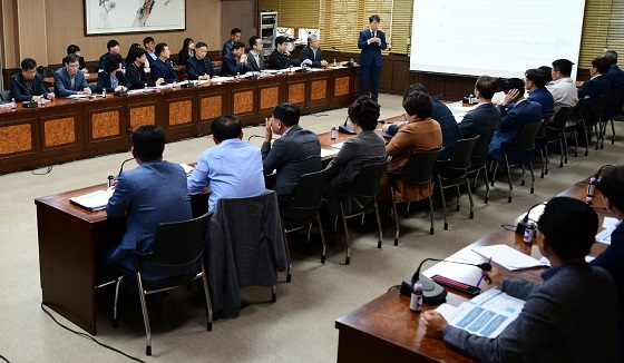 NSP통신-▲홍성군이 맞춤형 와이파이 네트워크 구축사업 제안 설명회를 개최했다. (홍성군)