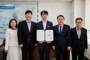 [NSP PHOTO]군산시립합창단, 신임 상임지휘자 김영진 위촉