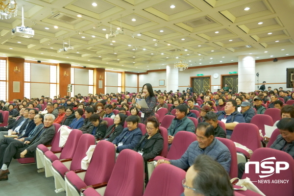 NSP통신-대구 군공항 이전부지 선정기준 숙의형 시민의견 조사에서 참여 주민들이 의견을 개진하고 있다. (경상북도)