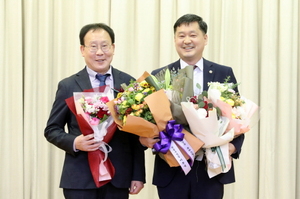 [NSP PHOTO]황수영 경기도의원, 예산절감 경기의정대상 수상