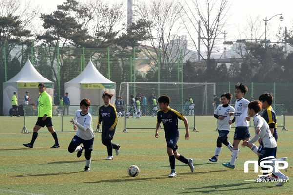 NSP통신-지난해 경주컵 2020 동계클럽 유소년 축구 대제전 모습. (경주시)