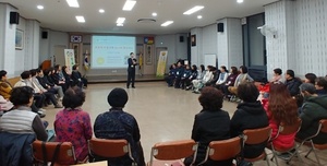 [NSP PHOTO]대구경북흥사단, 남병웅 커넬대 교수 애기애타 웃음교실 과정 개강