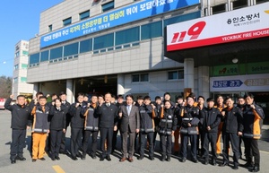 [NSP NEWS Image]백군기 용인시장 소방공무원 격려방문