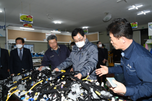 [NSP PHOTO]주낙영 경주시장, 코로나19 감염증 대응 기업체 현장 방문